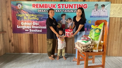 Pemberian bantuan pada masyarakat 